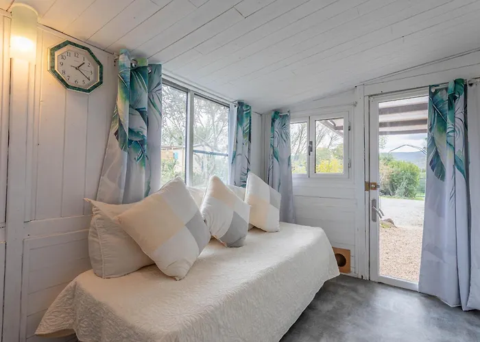 Joli 로크부른수르알젠스