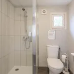 Joli *